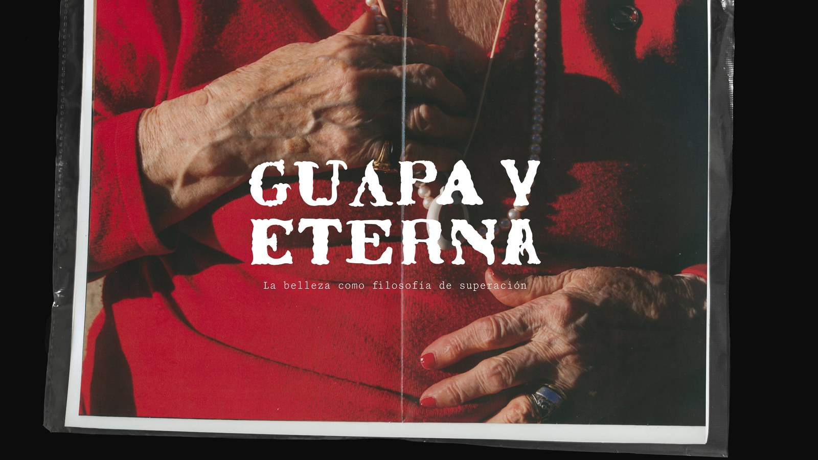 Guapa y Eterna, portada del fotolibro